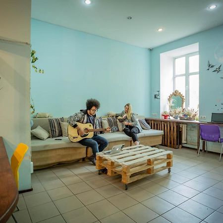 Garis Factory Hostel Kiev Extérieur photo