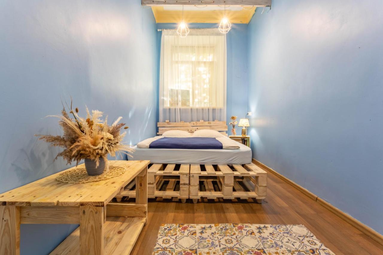 Garis Factory Hostel Kiev Extérieur photo