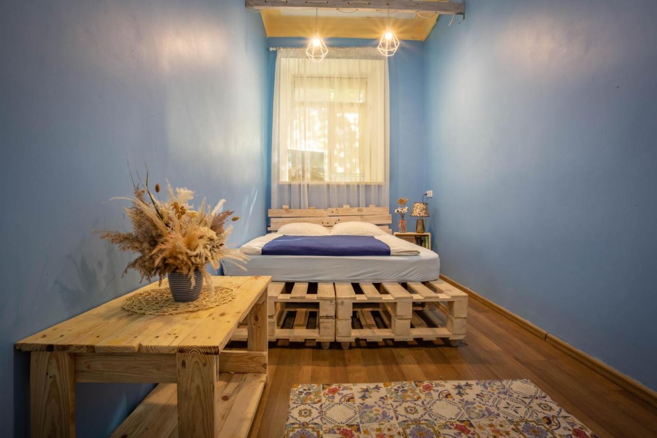 Garis Factory Hostel Kiev Extérieur photo