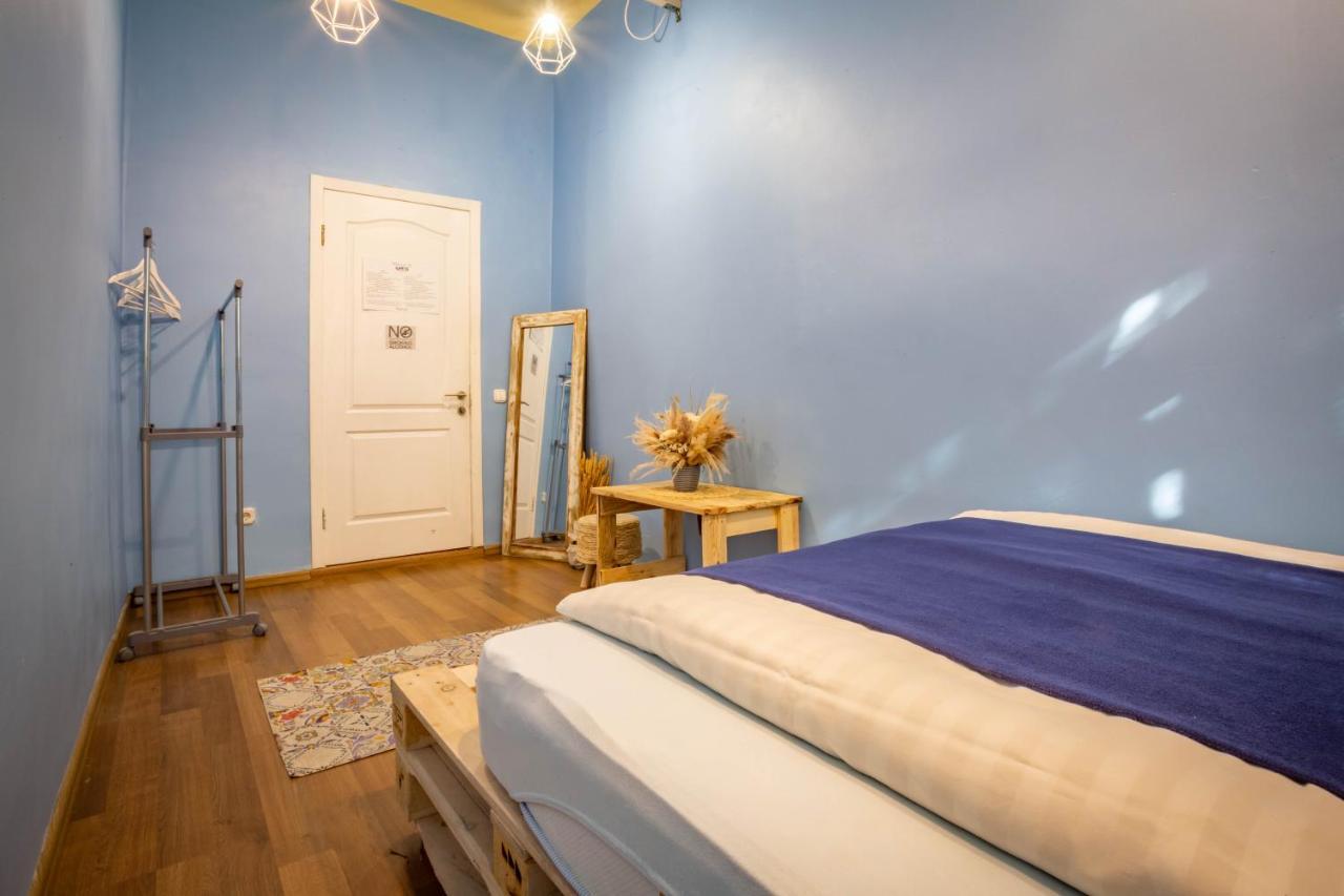 Garis Factory Hostel Kiev Extérieur photo